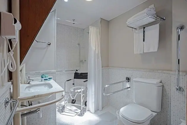 Deluxe İki Ayrı Yataklı Oda, Engellilere Uygun
