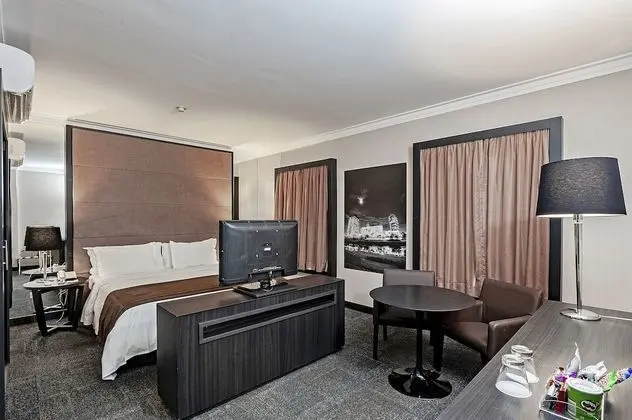 Executive Oda, 1 Büyük (Queen) Boy Yatak