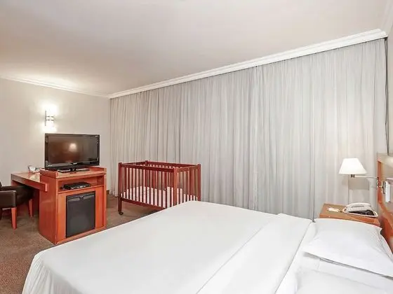 Standard Oda, 1 Büyük (Queen) Boy Yatak