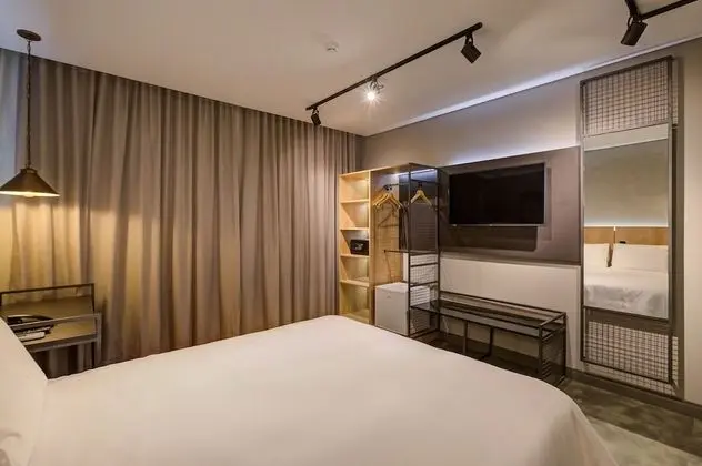 Deluxe Tek Büyük Yataklı Oda, Engellilere Uygun