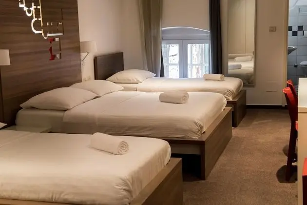 Comfortable Triple Room with a View of the Old Town