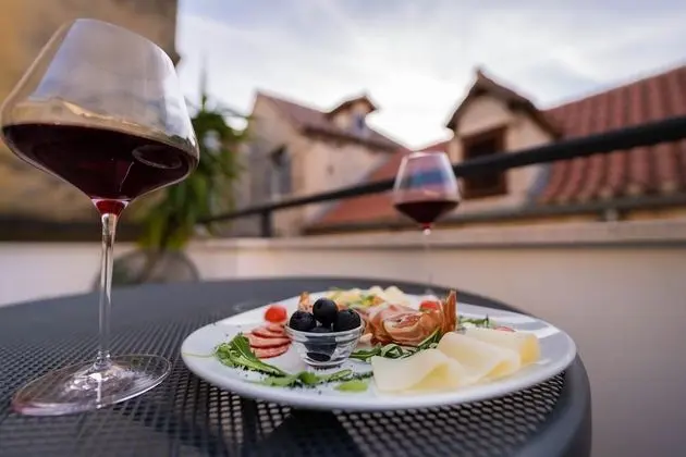 Double Room with Terrace and View of the Historic Center, Twin Beds