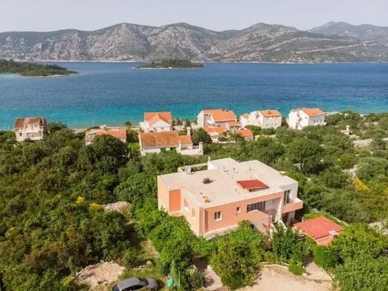 Apart Daire (Slavka - quite and peaceful location )