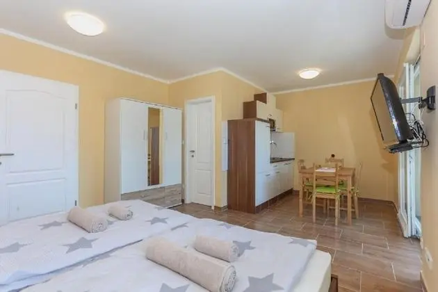 Stüdyo (Slavko with terrace - SA1 - prizemlje)