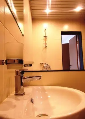 Comfort Tek Büyük veya İki Ayrı Yataklı Oda