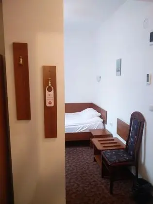 Single Courtyard room