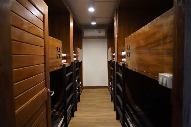 8-Bed Mixed Dormitory