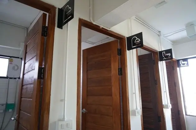 8-Bed Mixed Dormitory