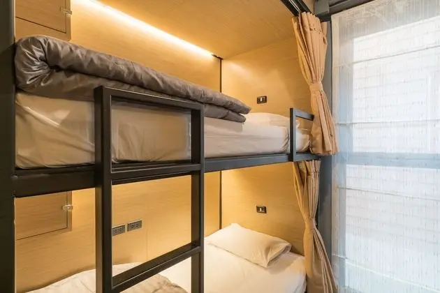 4 Bed Female Dorm Room