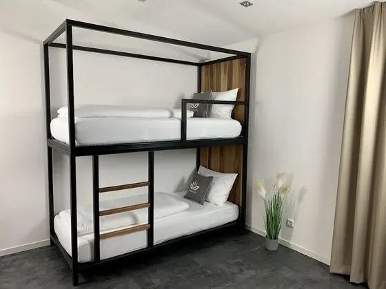 Premium Tek Büyük Yataklı Oda