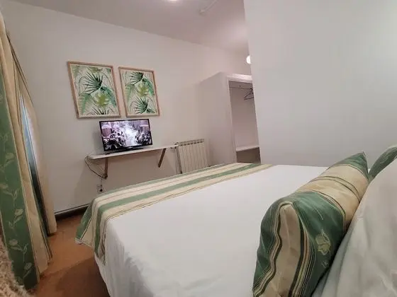Basic Tek Büyük Yataklı Oda