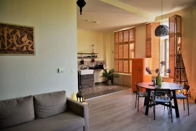 1001 Nights Loft with Balconyview