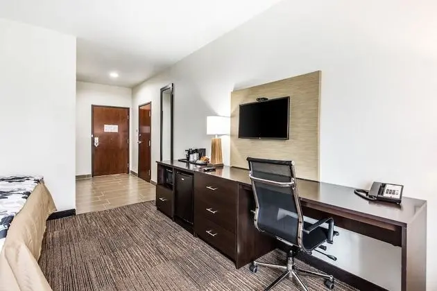 Süit, 1 En Büyük (King) Boy Yatak ve Çekyat, Sigara İçilmez