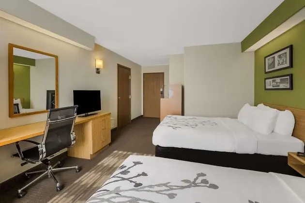 Oda, 2 Çift Kişilik Yatak, Engellilere Uygun, Sigara İçilmez