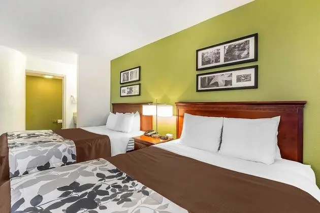 Oda, 2 Büyük (Queen) Boy Yatak, Sigara İçilmez