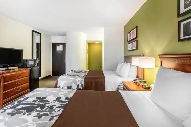 Oda, 2 Büyük (Queen) Boy Yatak, Sigara İçilmez