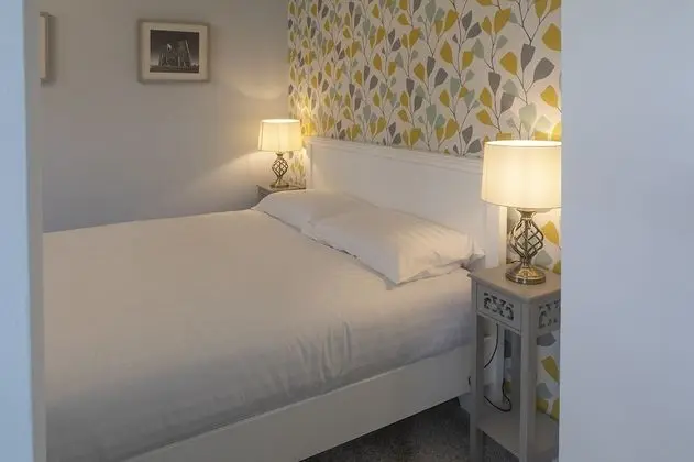 Tek Büyük Yataklı Oda (Room 2)