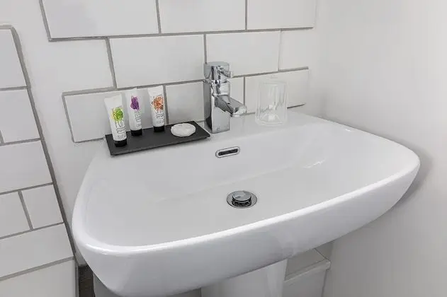 Tek Büyük Yataklı Oda (Room 2)