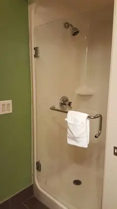 Standard Oda, 1 En Büyük (King) Boy Yatak, Sigara İçilmez