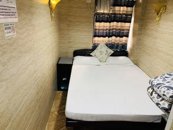 Tek Büyük Yataklı Oda, Sigara İçilmez