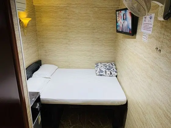 Tek Büyük Yataklı Oda, Sigara İçilmez