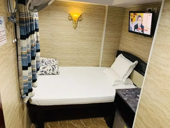 Tek Kişilik Oda, Sigara İçilmez