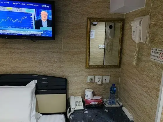 Tek Kişilik Oda, Sigara İçilmez