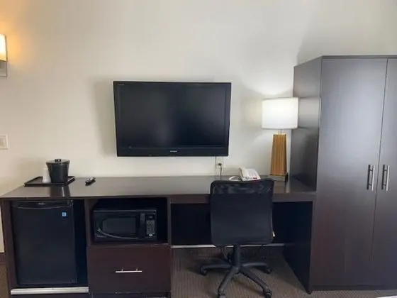Standard Oda, 2 Çift Kişilik Yatak, Sigara İçilmez, Buzdolabı ve Mikrodalga