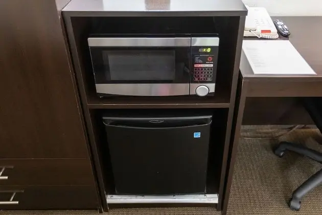 Standard Oda, 2 Çift Kişilik Yatak, Sigara İçilmez, Buzdolabı ve Mikrodalga