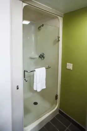 Standard Oda, 1 En Büyük (King) Boy Yatak, Sigara İçilmez