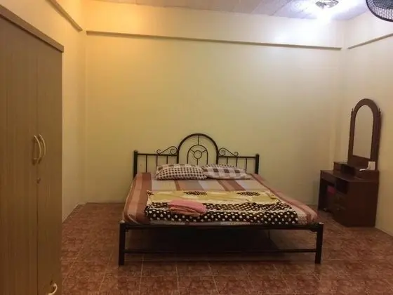 Standard Fan Room