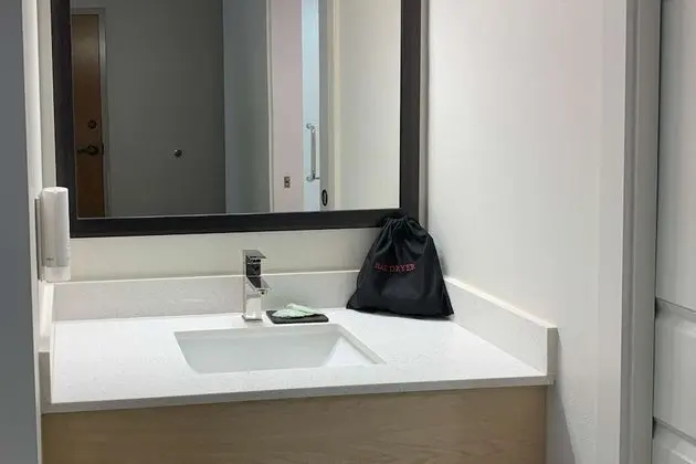 Oda, 1 En Büyük (King) Boy Yatak, Sigara İçilmez