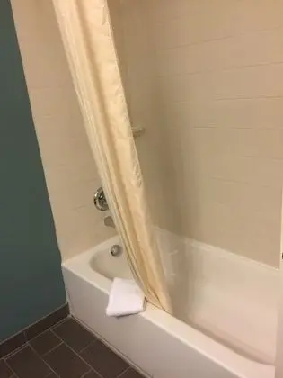 Standard Oda, 2 Büyük (Queen) Boy Yatak, Sigara İçilmez