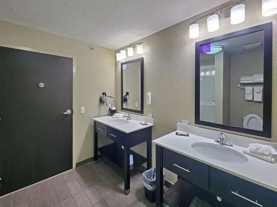 Süit, 2 Büyük (Queen) Boy Yatak, Sigara İçilmez (Upgrade)