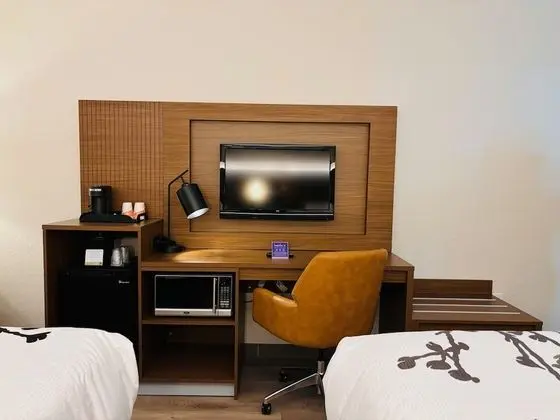 Premium Oda, 2 Büyük (Queen) Boy Yatak, Sigara İçilmez