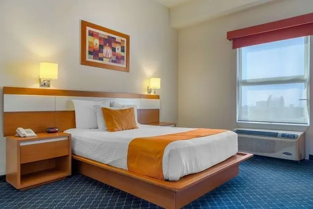 Standard Oda, 1 Büyük (Queen) Boy Yatak