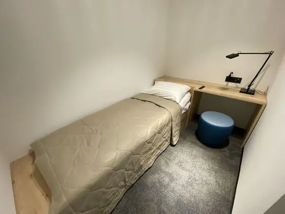 Tek Kişilik Oda, Ortak Banyo