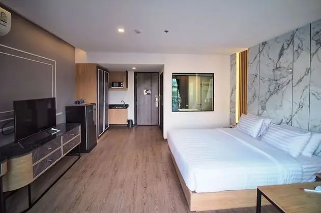 Superior Room with Pool View