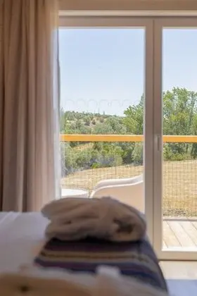 Traditional Tek Büyük veya İki Ayrı Yataklı Oda