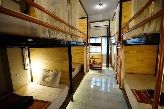 Low Floor Bunk Bed Mix Dorm