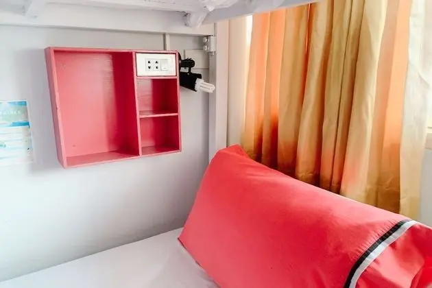 Bed in 8-Bed Mixed Dormitory  Room