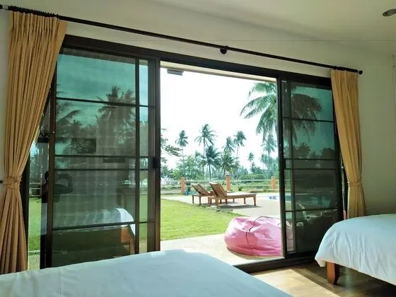 Family for 4 people with Sea View