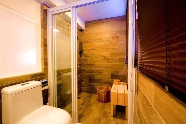 Design Tek Büyük Yataklı Oda, 1 Yatak Odası, Banyolu/Duşlu