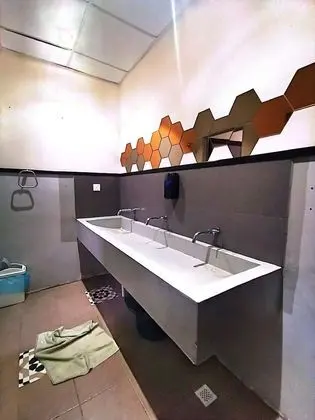 Basic Ortak Ranzalı Oda, Sadece kadınlar için (Single Bed)