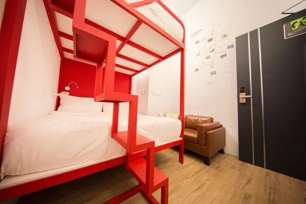 Dört Kişilik Oda, Ortak Banyo