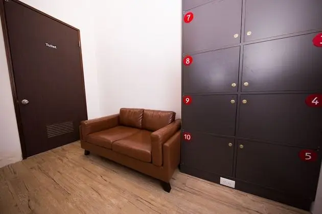 Ortak Ranzalı Oda, Sadece kadınlar için