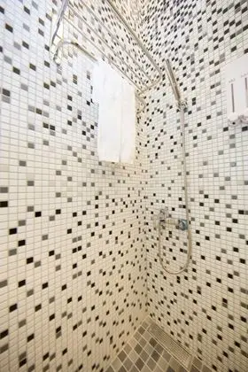 Standard Tek Büyük Yataklı Oda, 1 Çift Kişilik Yatak, Ortak Banyo