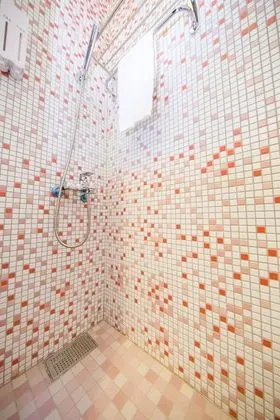 Standard Tek Büyük Yataklı Oda, 1 Çift Kişilik Yatak, Ortak Banyo