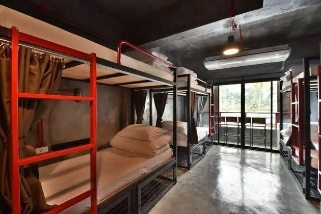 Mixed 14 Beds Dorm