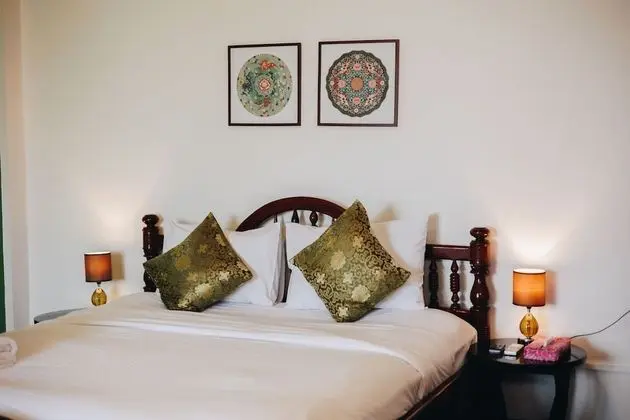 Double Room with Shared Bathroom